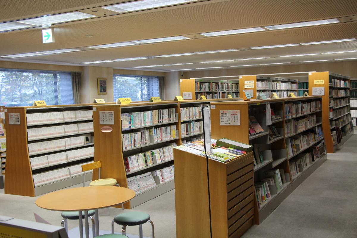 図書室の風景