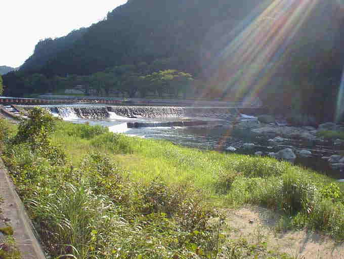 下流白山町真見井堰