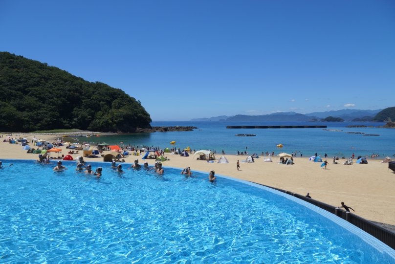 城の浜海水浴場