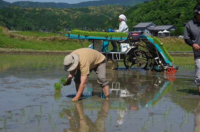 田植機