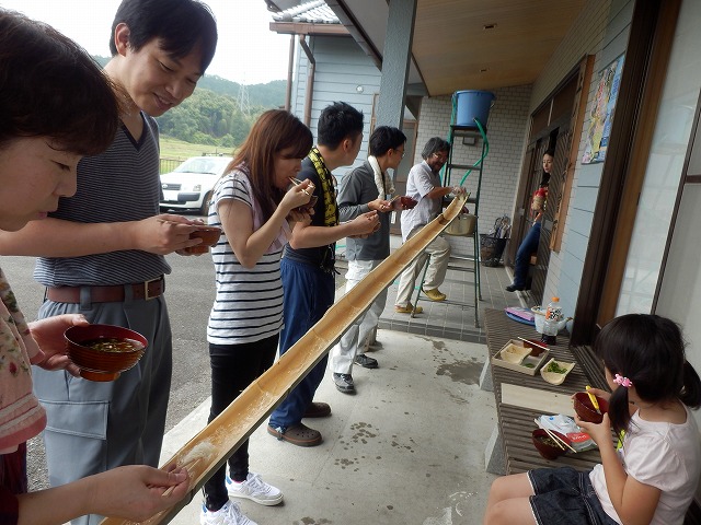 食べている様子