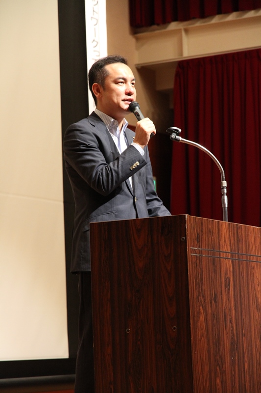 鈴木英敬 知事