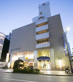 四日市シティホテル外観