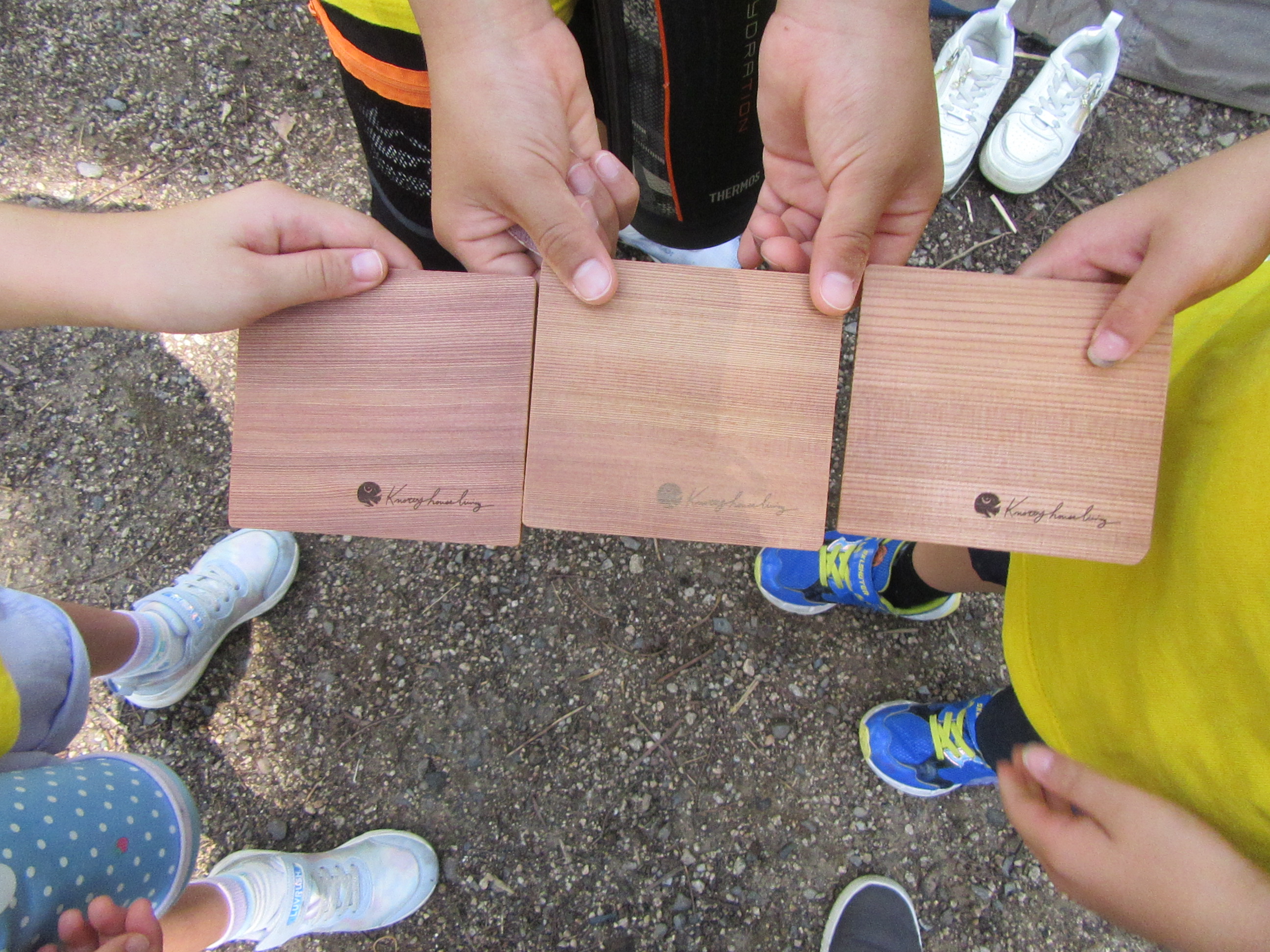 1グループに複数の画像を表示2