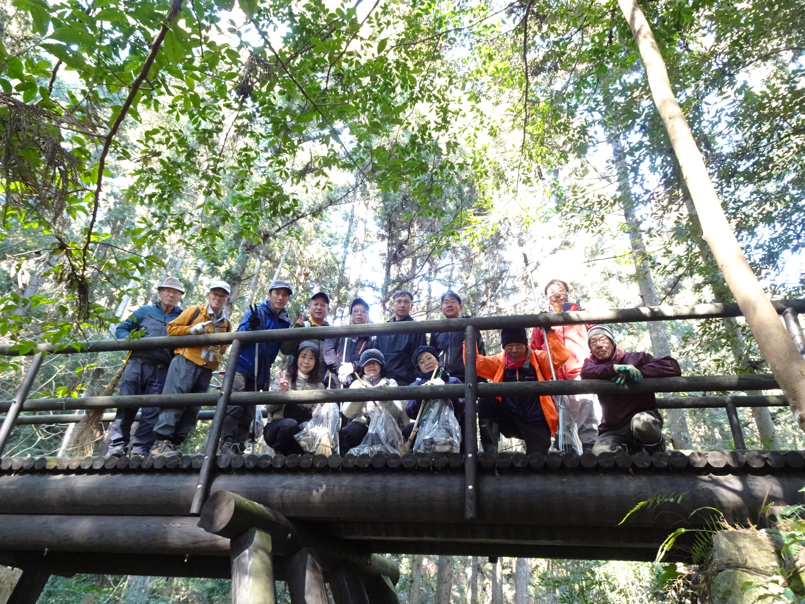 集合写真（馬鹿曲がり）