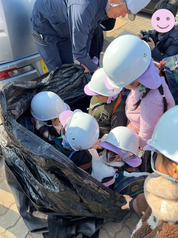 1グループに複数の画像を表示2