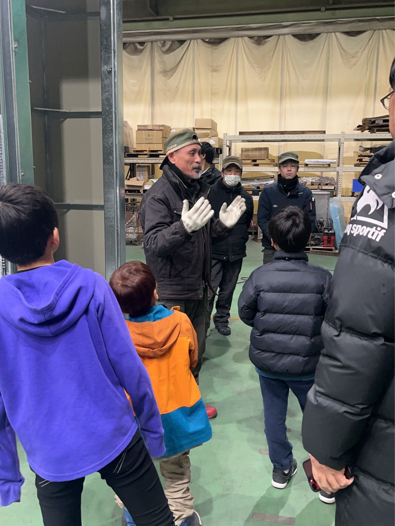 1グループに複数の画像を表示2